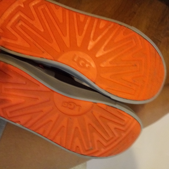 Ugg boots navy blue/orange size 5 in mens - Picture 6 of 6